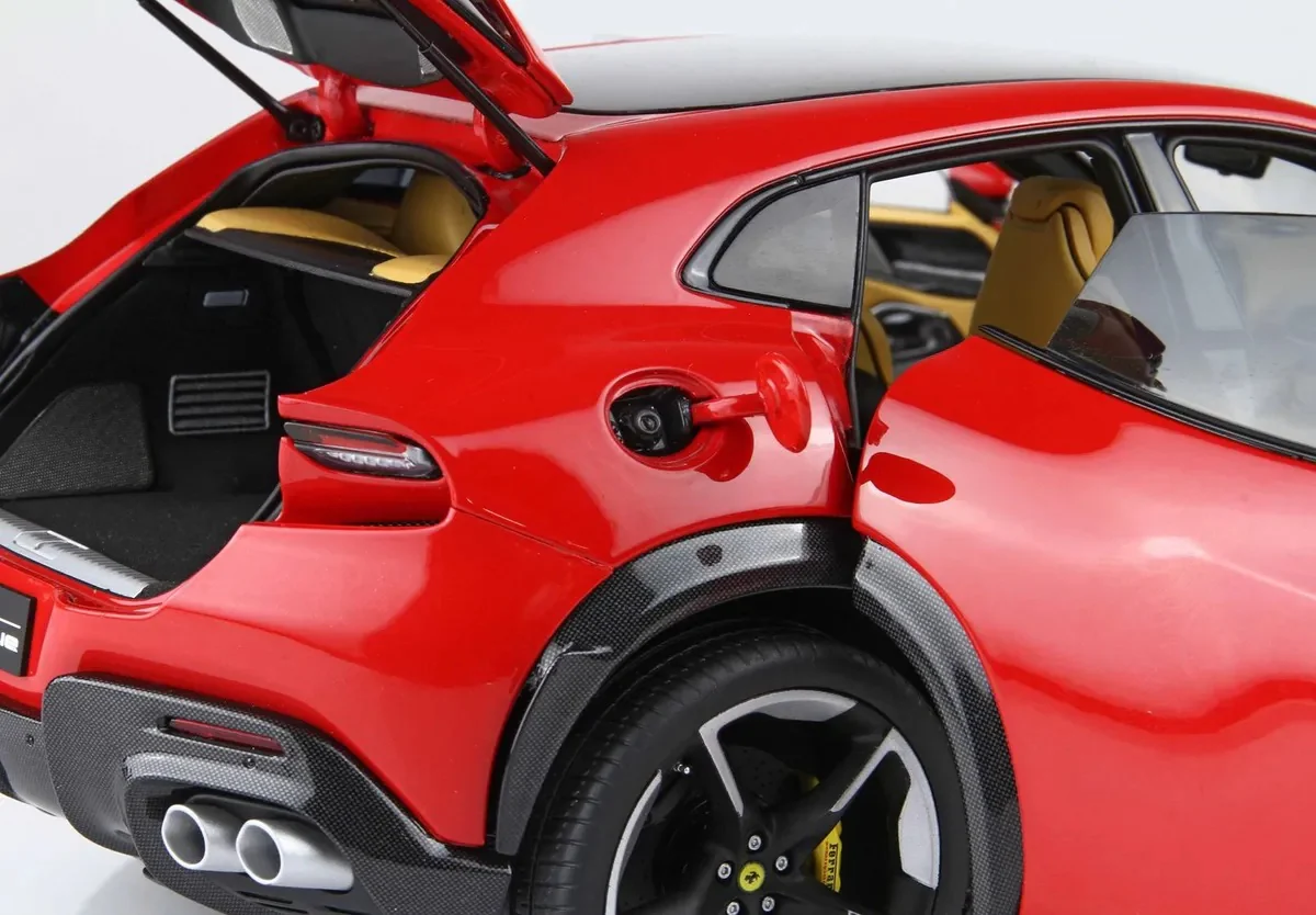 BBR 2022 Ferrari Purosangue w/ Panoramic Sunroof Rossa Corsa WITH DISPLAY 1:18 - Image 4