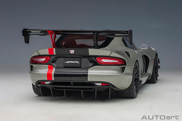 AUTOart 2017 Dodge Viper GTS-R Commemorative Edition ACR Bullet Silver Metallic w/ Black Stripes 1:18 - Image 16