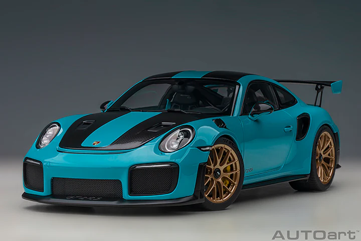 AUTOart Porsche 911 991.2 GT2 RS w/ Weissach Pkg Miami Blue 1:18 - Image 15