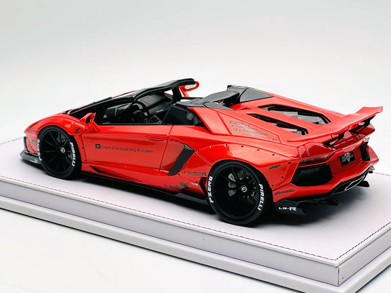 GL Model Lamborghini Aventador Roadster SVJ Pearl Orange 1:18 WITH DISPLAY - Image 2