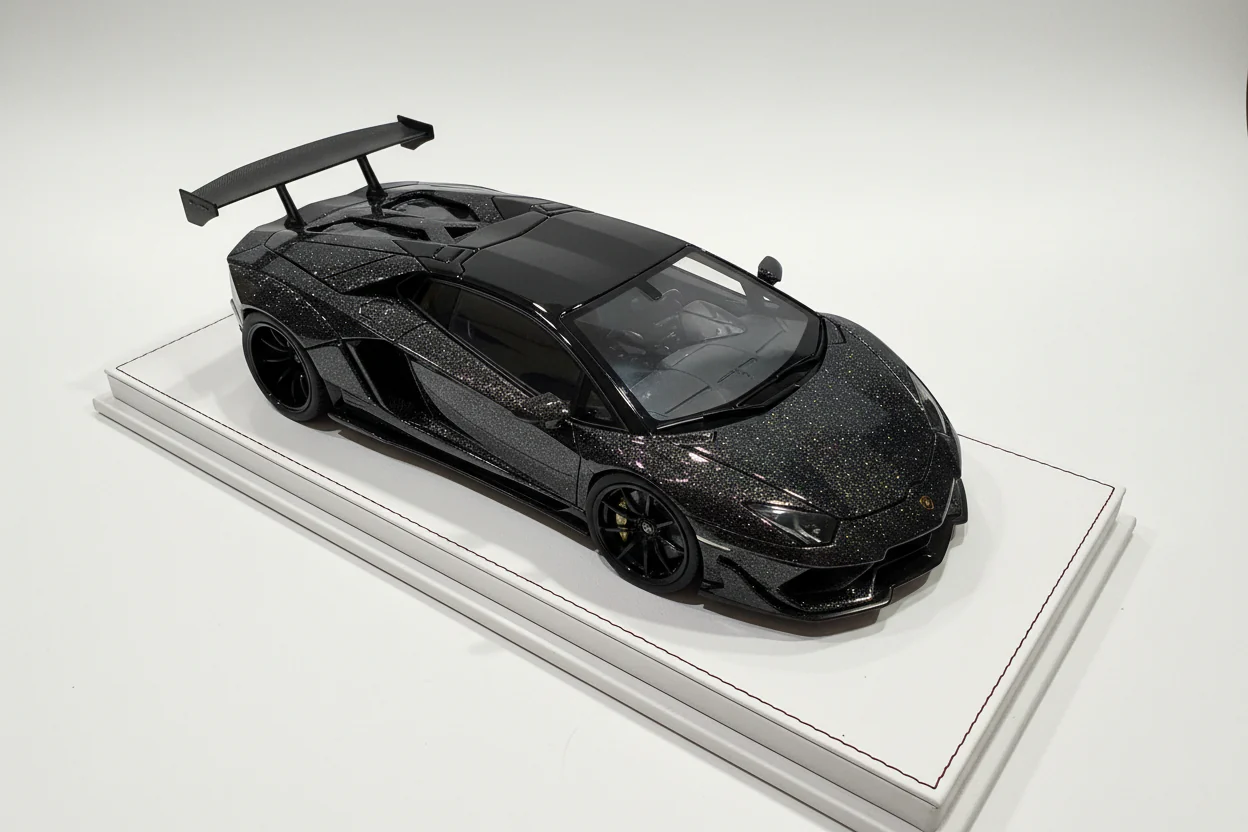 GL Model Lamborghini Aventador Roadster SVJ Sparkling Black 1:18 WITH DISPLAY - Image 3