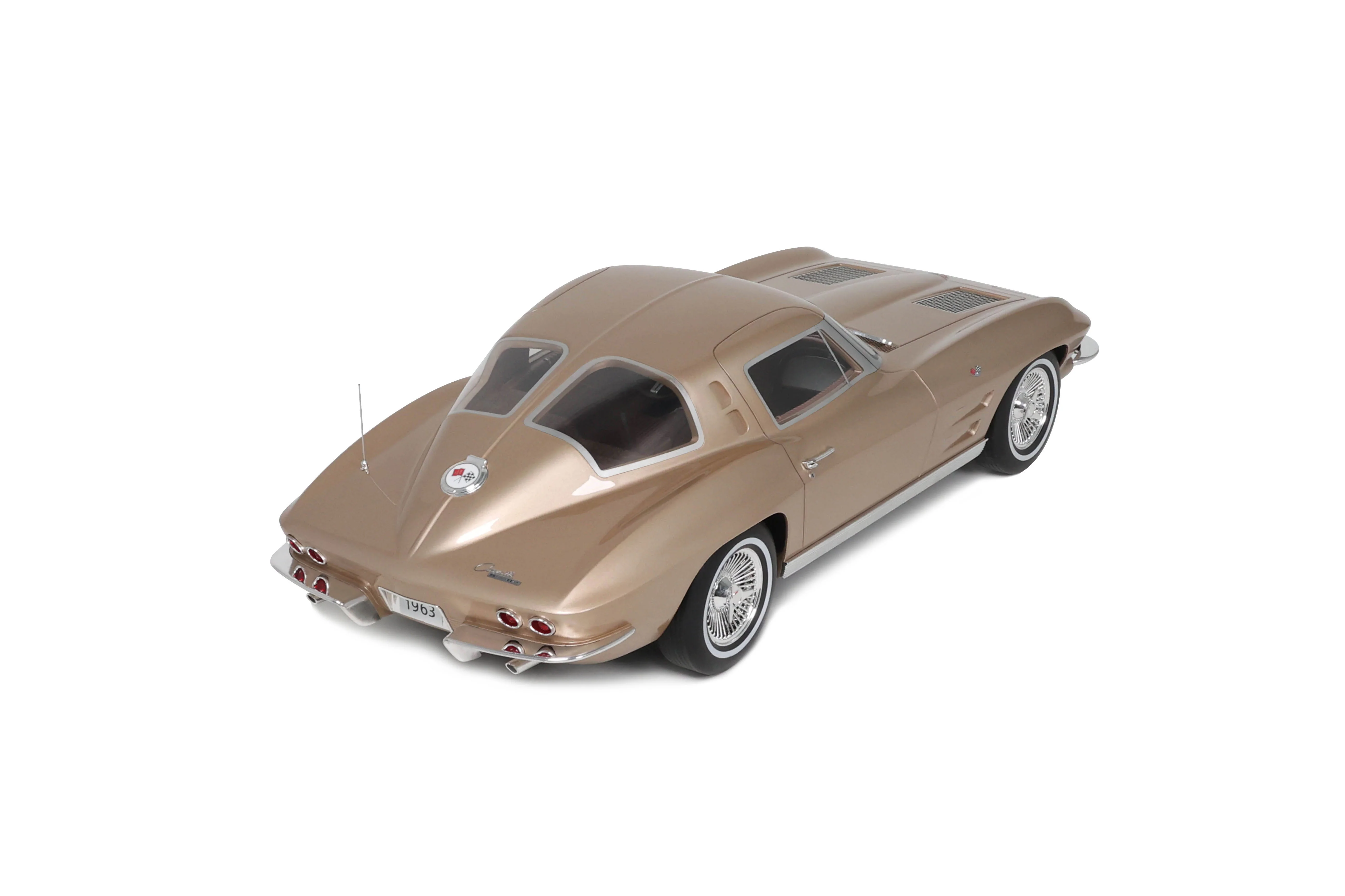 GT Spirit 1963 Chevy Corvette C2 Coupe Saddle Tan 1:12 - Image 7