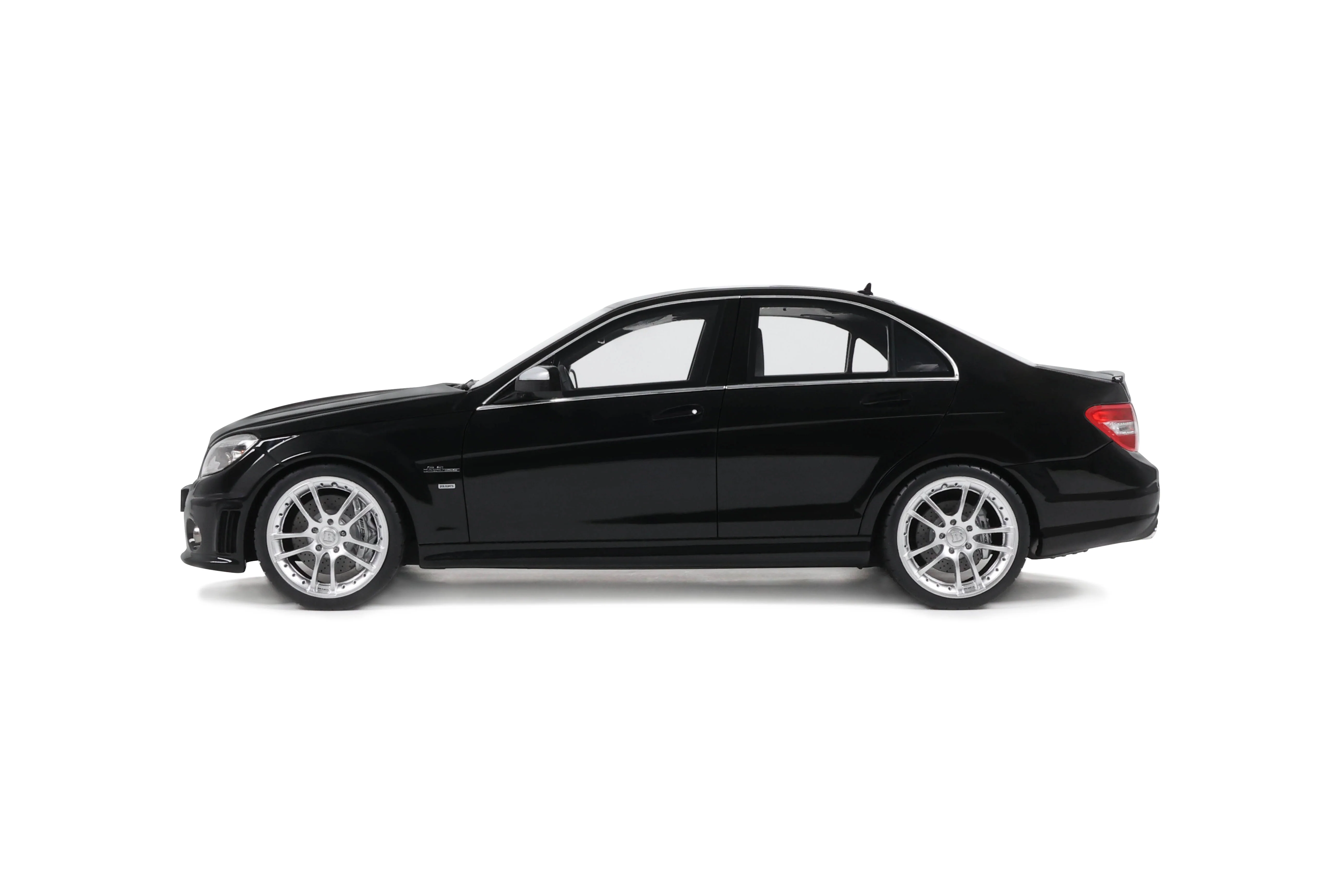 GT Spirit 2008 Mercedes Benz Brabus B63S (C63) W204 Obsidian Black 1:18 - Image 3