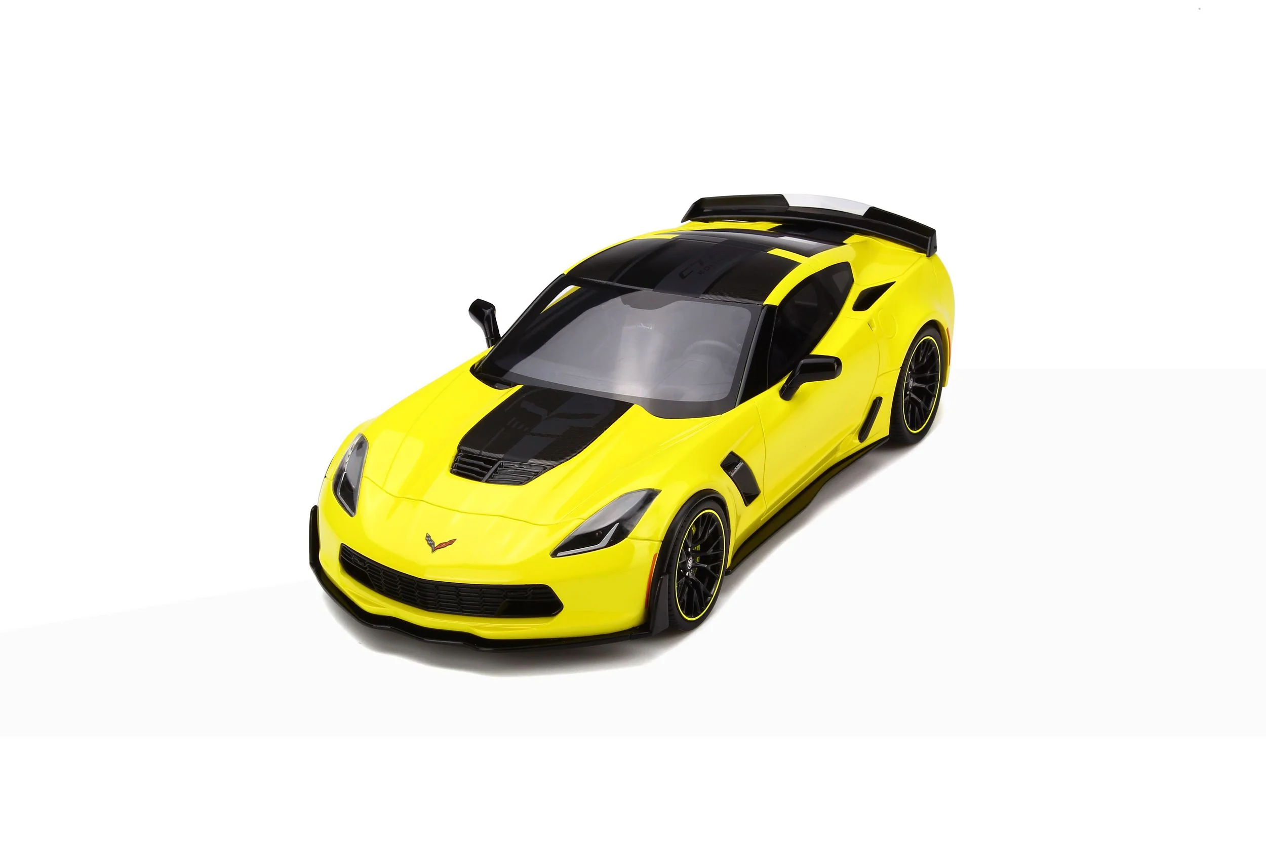 GT Spirit 2016 Chevy Corvette C7-R Z06 Yellow Tintcoat 1:18 - Image 6
