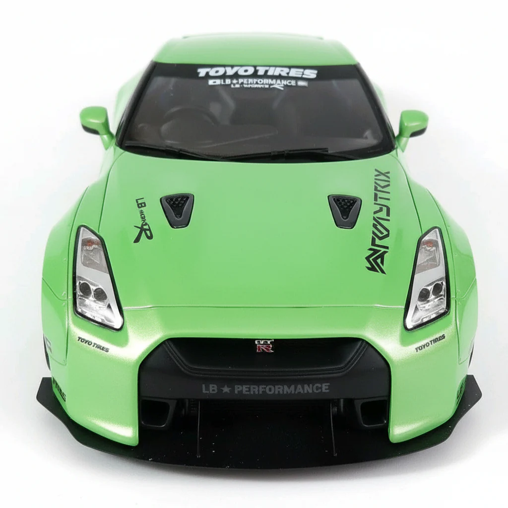 GT Spirit 2016 Nissan Skyline GT-R (R35) LB Performance Green 1:18 - Image 5