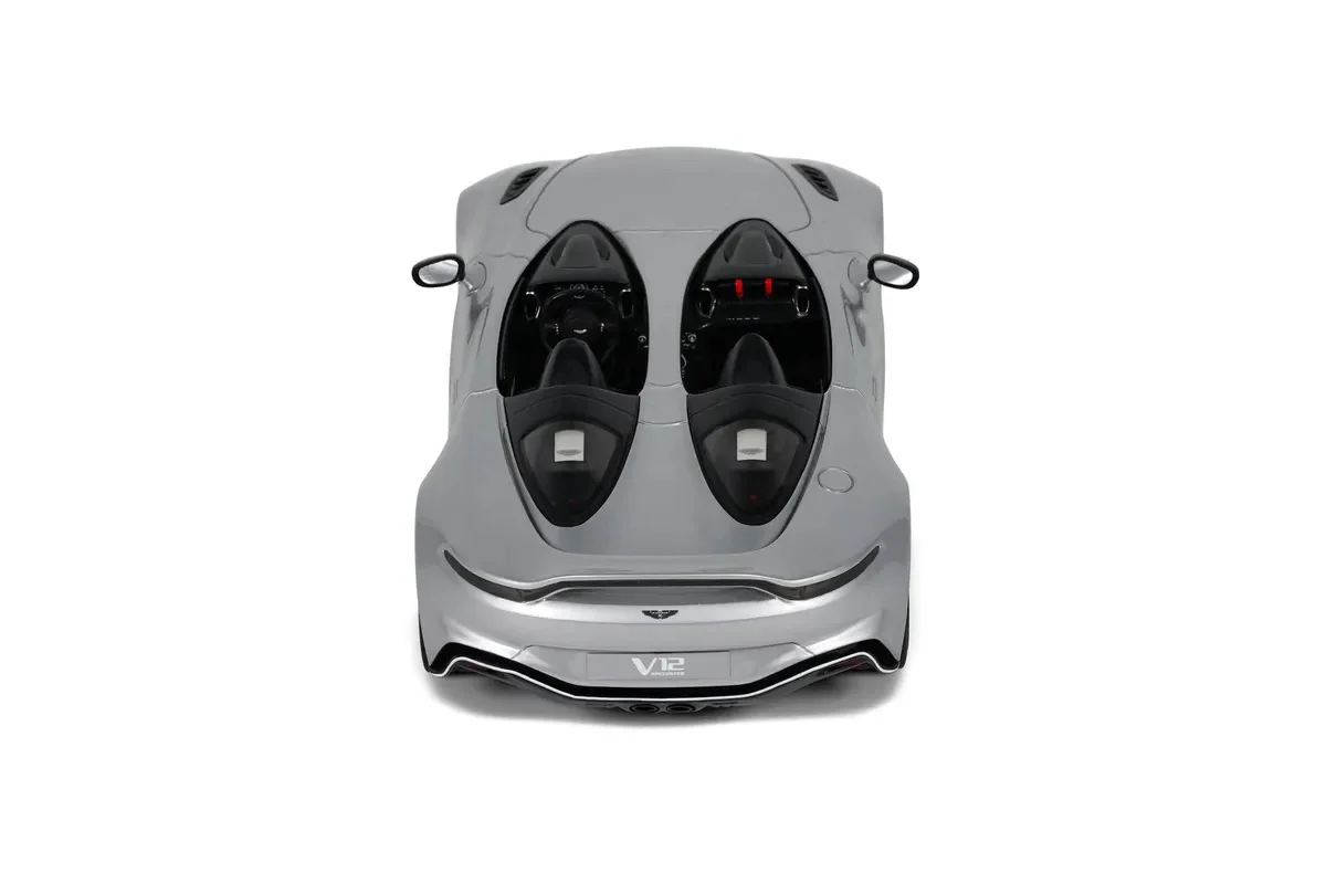 GT Spirit 2023 Aston Martin V12 Speedster Skyfall Silver 1:18 Resin - Image 5