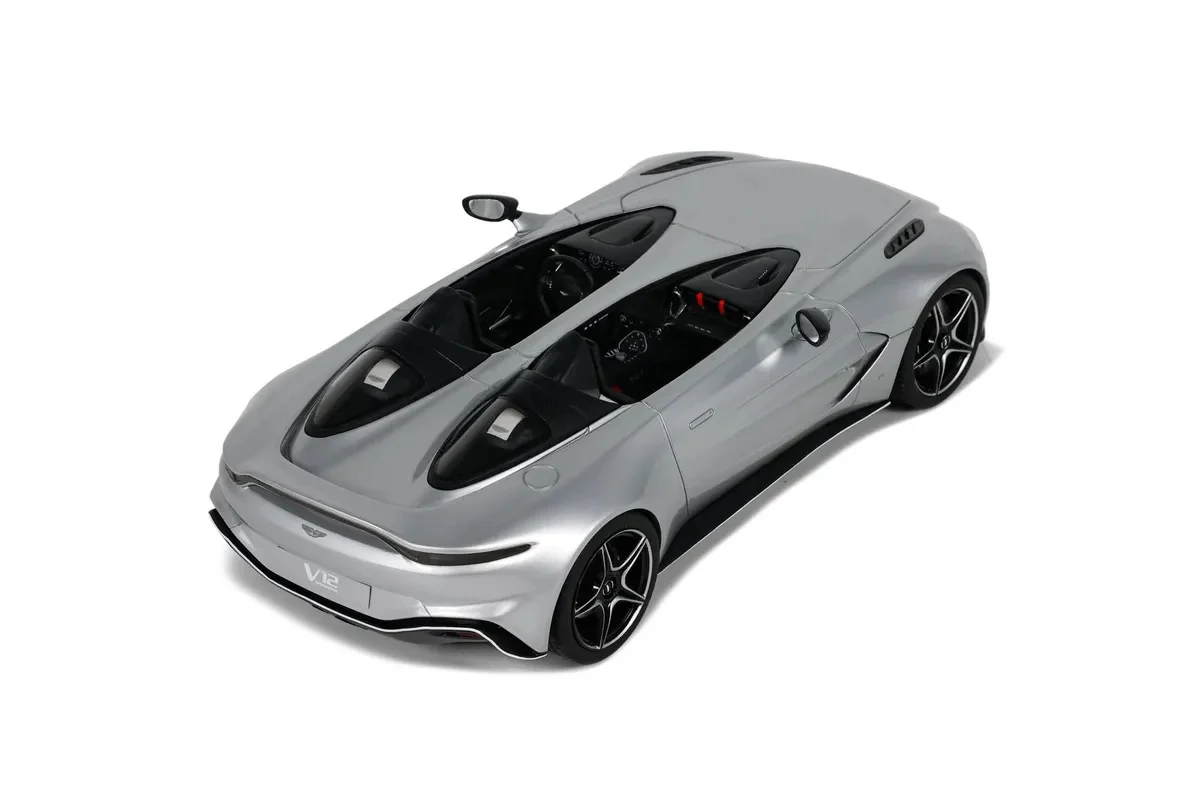 GT Spirit 2023 Aston Martin V12 Speedster Skyfall Silver 1:18 Resin - Image 9