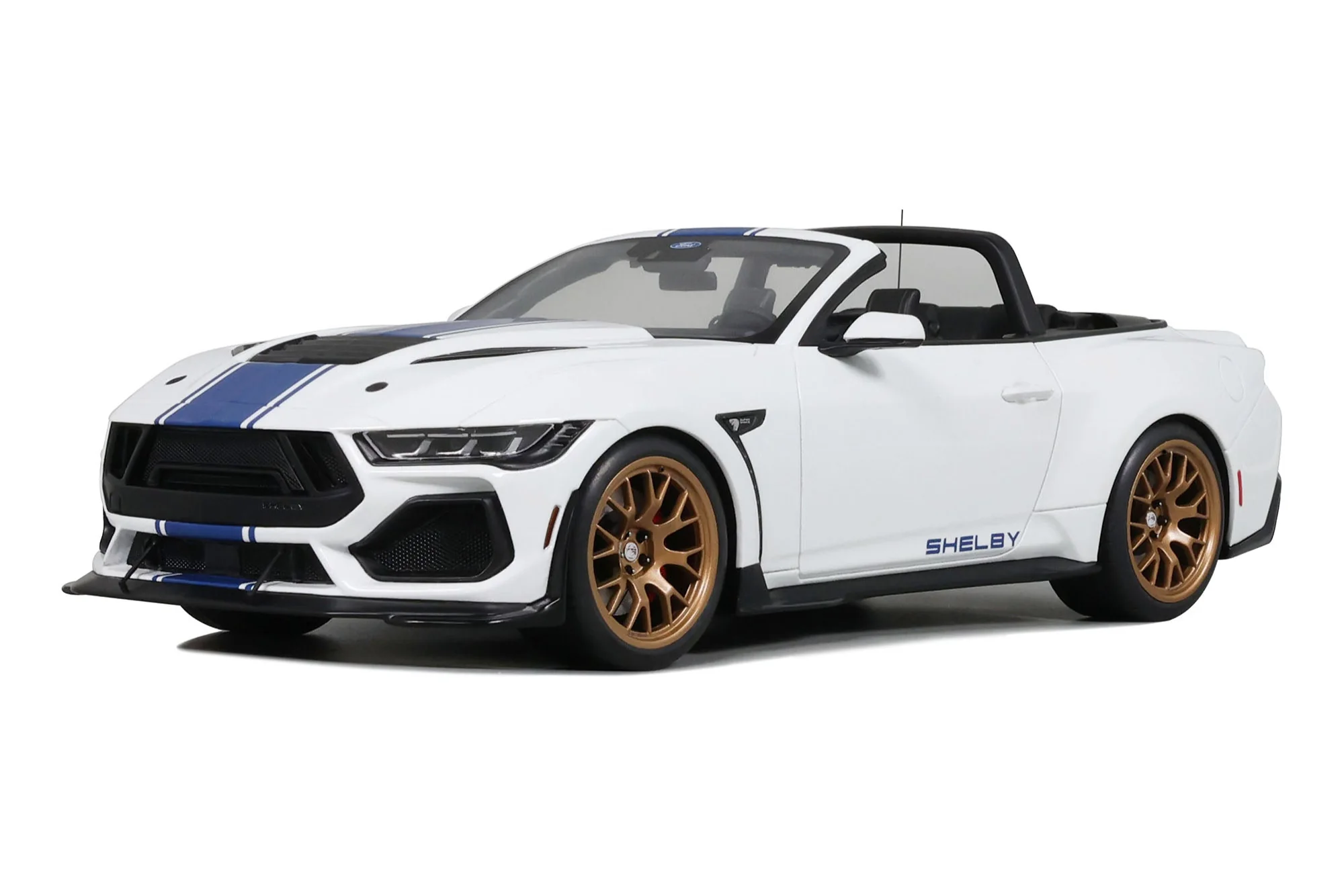 GT Spirit 2025 Ford Shelby Mustang Super Snake Convertible Oxford White 1:18 - Image 5