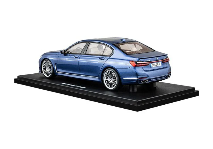 GT Spirit 2022 Alpina Bi-Turbo B7 LCI (G12) Sedan 7 Series Blue Metallic 1:18 DEALER EDITION - Image 2
