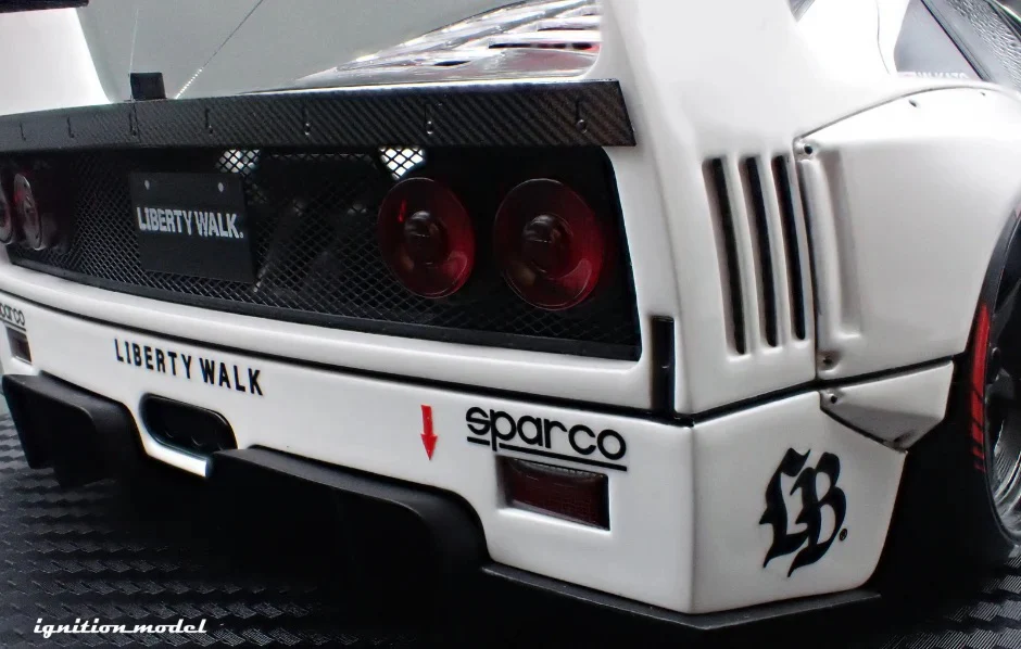 Ignition-Model 2023 Ferrari F40 LBWK LB-Works 40 Japan White 1:18 - Image 33