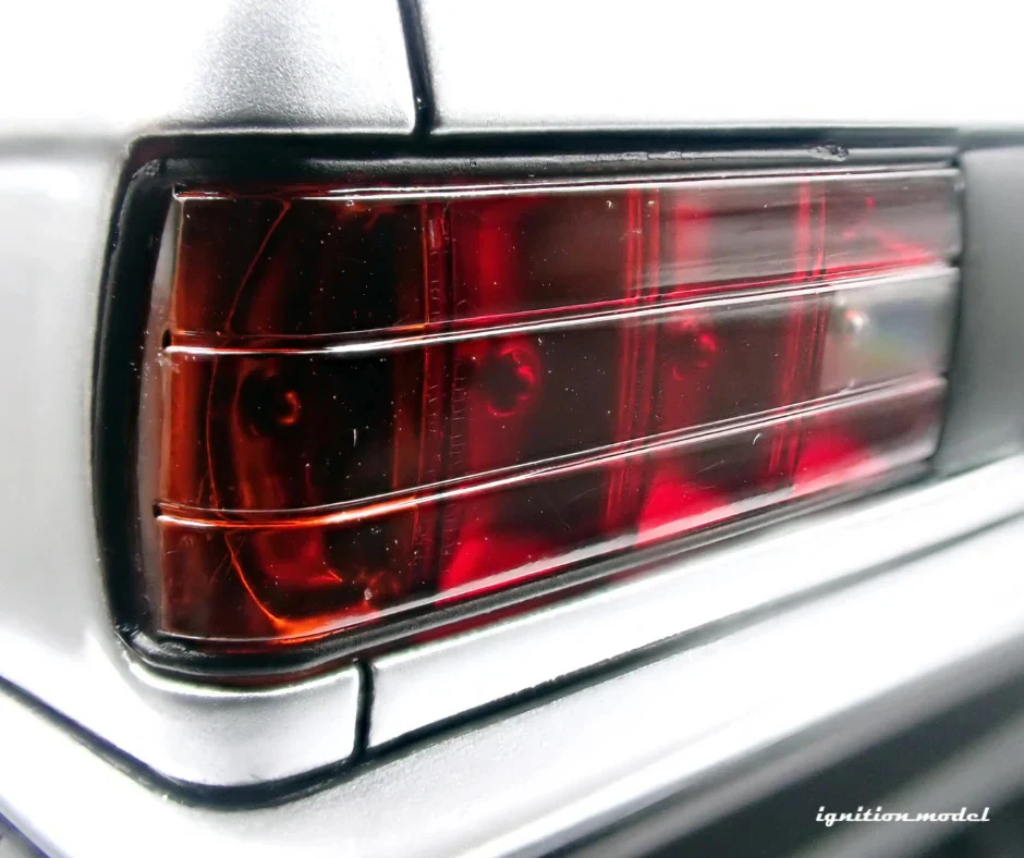 Ignition-Model BMW M3 Pandem 30 (E30) Silver 1:18 - Image 17