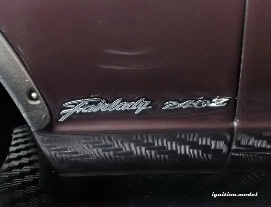 Ignition-Model Nissan Fairlady 240ZG HS30 Maroon Red Metallic 1:18 - Image 25