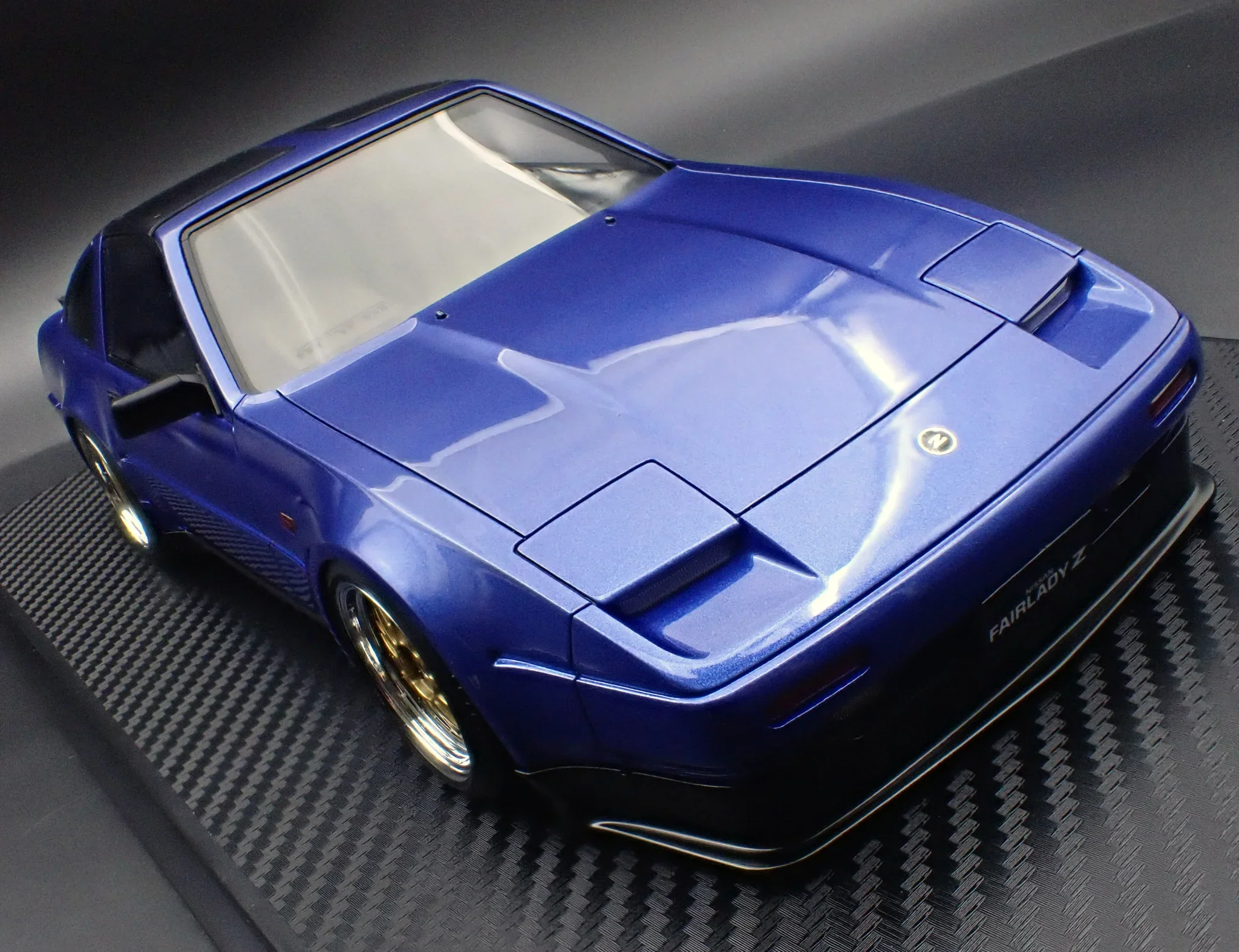 Ignition-Model Nissan Fairlady Z 300 ZR Z31 2-Seater RHD Blue Metallic 1:18 - Image 3