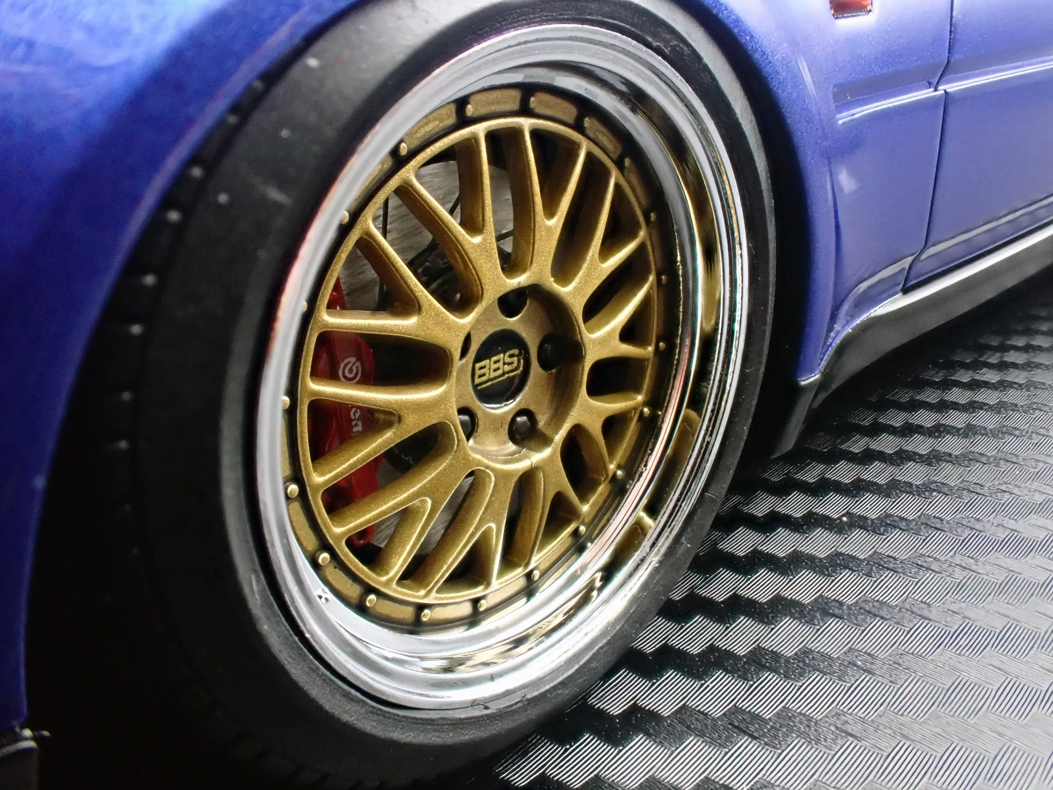 Ignition-Model Nissan Fairlady Z 300 ZR Z31 2-Seater RHD Blue Metallic 1:18 - Image 4