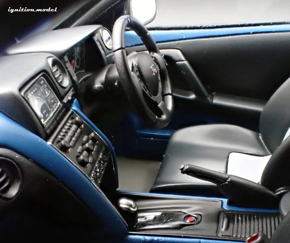 Ignition-Model Nissan Skyline GT-R R32 (VR32) Top Secret RHD White 1:18 - Image 10