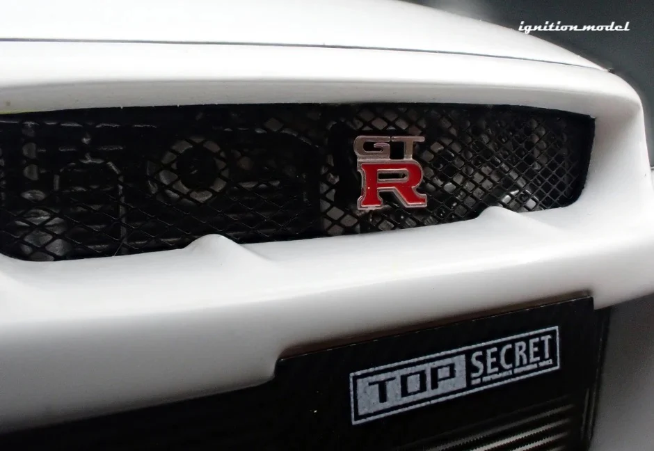 Ignition-Model Nissan Skyline GT-R R34 (BNR34) Top Secret 34GT-R RHD White 1:18 - Image 26