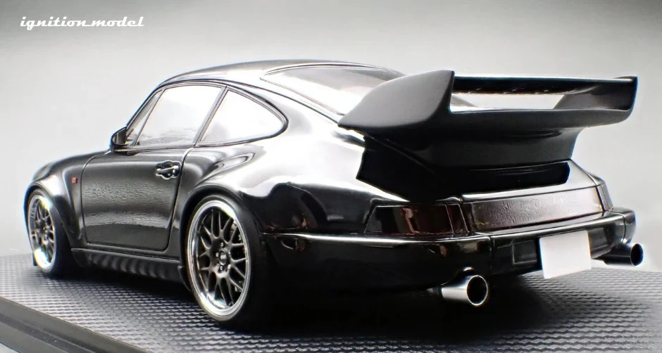 Ignition-Model Porsche 911 (964) 'Wangan Midnight" Blackbird Black 1:18 - Image 6