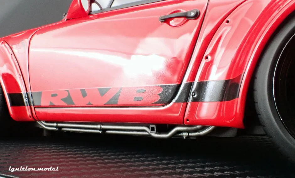 Ignition-Model Porsche 911 F Series Backdate RWB Coupe Red 1:18 - Image 11