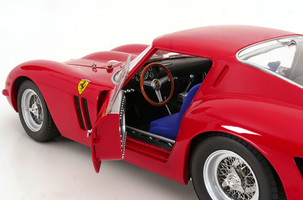 KK Scale 1962 Ferrari 250 GTO Rosso Corsa (Ferrari Red) 1:12 - Image 9