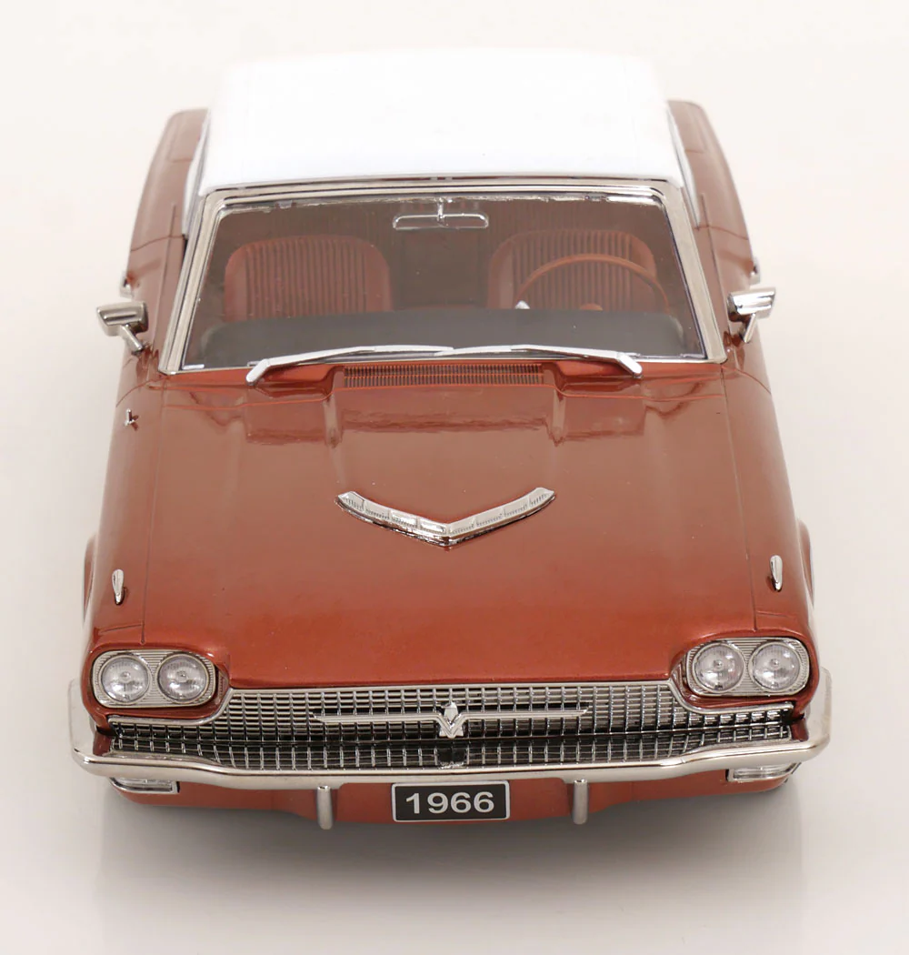 KK Scale 1966 Ford Thunderbird Coupe Copper Metallic 1:18 - Image 4