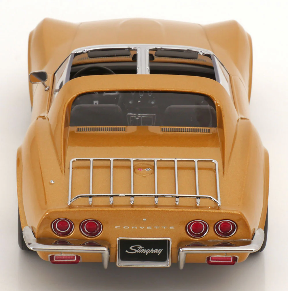 KK Scale 1972 Chevy Corvette C3 Stingray Gold Metallic (w/ Removable T-Tops) 1:18 - Image 4