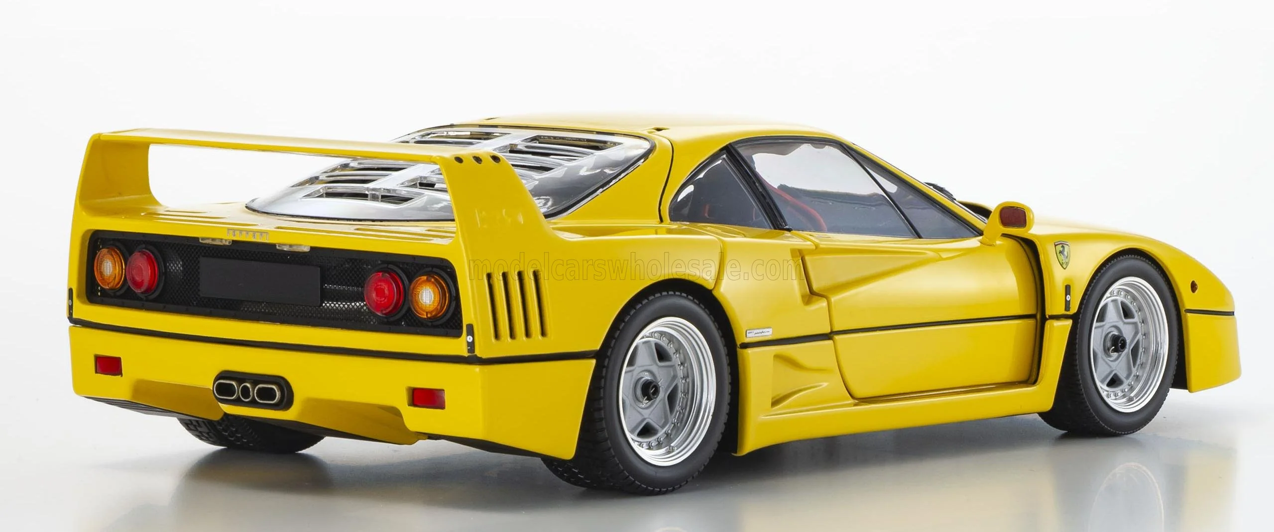 Kyosho 1987 Ferrari F40 Giallo Yellow 1:18 - Image 2