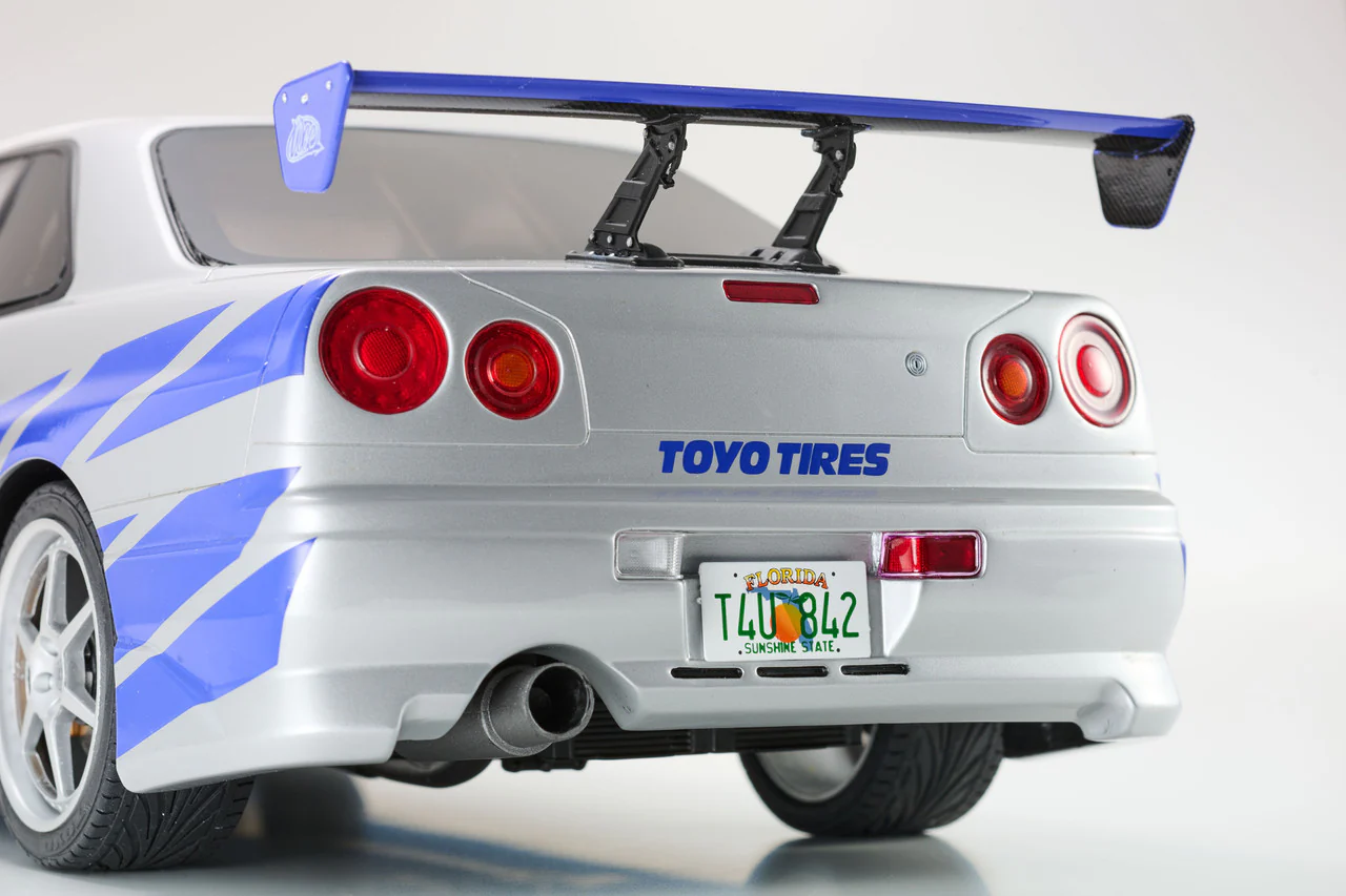 Kyosho 1999 Nissan Skyline GT-R (R34) "2 Fast 2 Furious" Silver & Blue 1:12 - Image 11