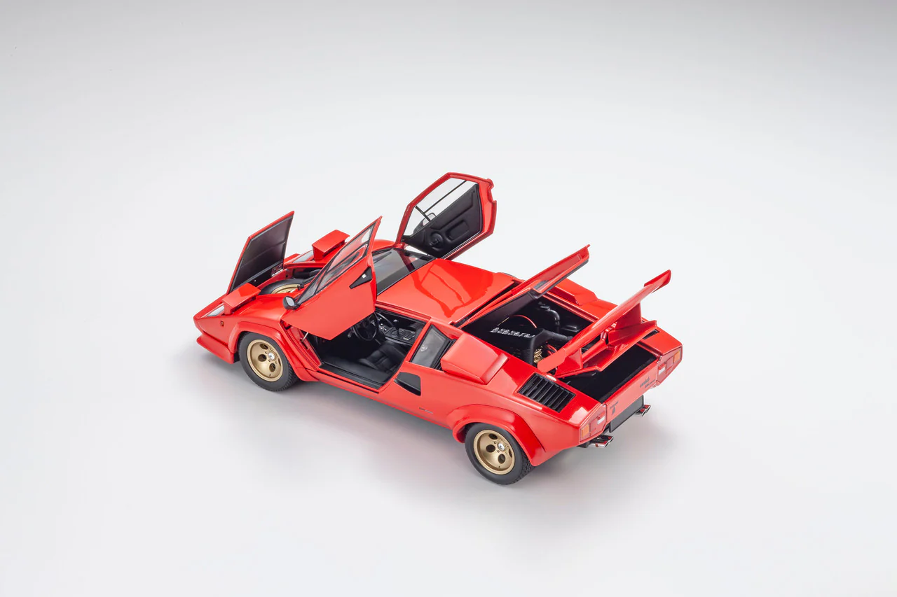 Kyosho Lamborghini Countach LP5000 Quattrovalvole Red 1:18 - Image 4