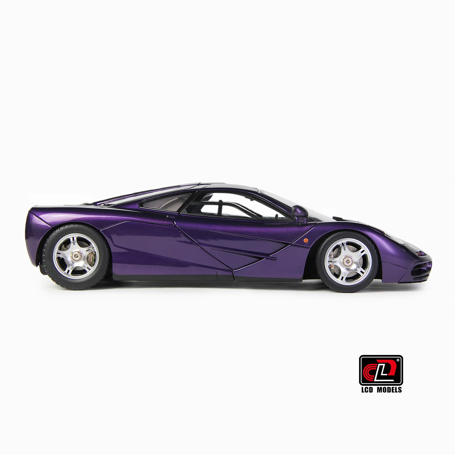 LCD 1993 Mclaren F1 Pearl Purple Metallic 1:18 - Image 2