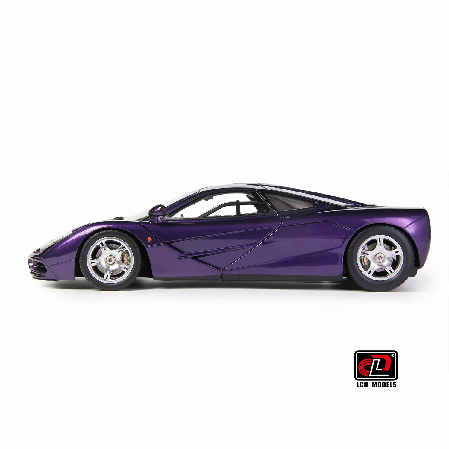 LCD 1993 Mclaren F1 Pearl Purple Metallic 1:18 - Image 3