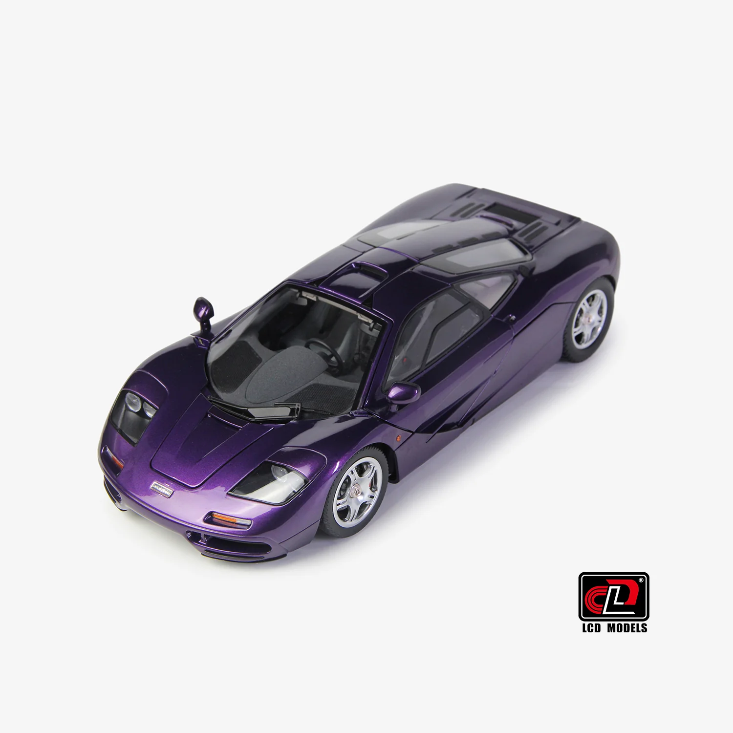 LCD 1993 Mclaren F1 Pearl Purple Metallic 1:18 - Image 6