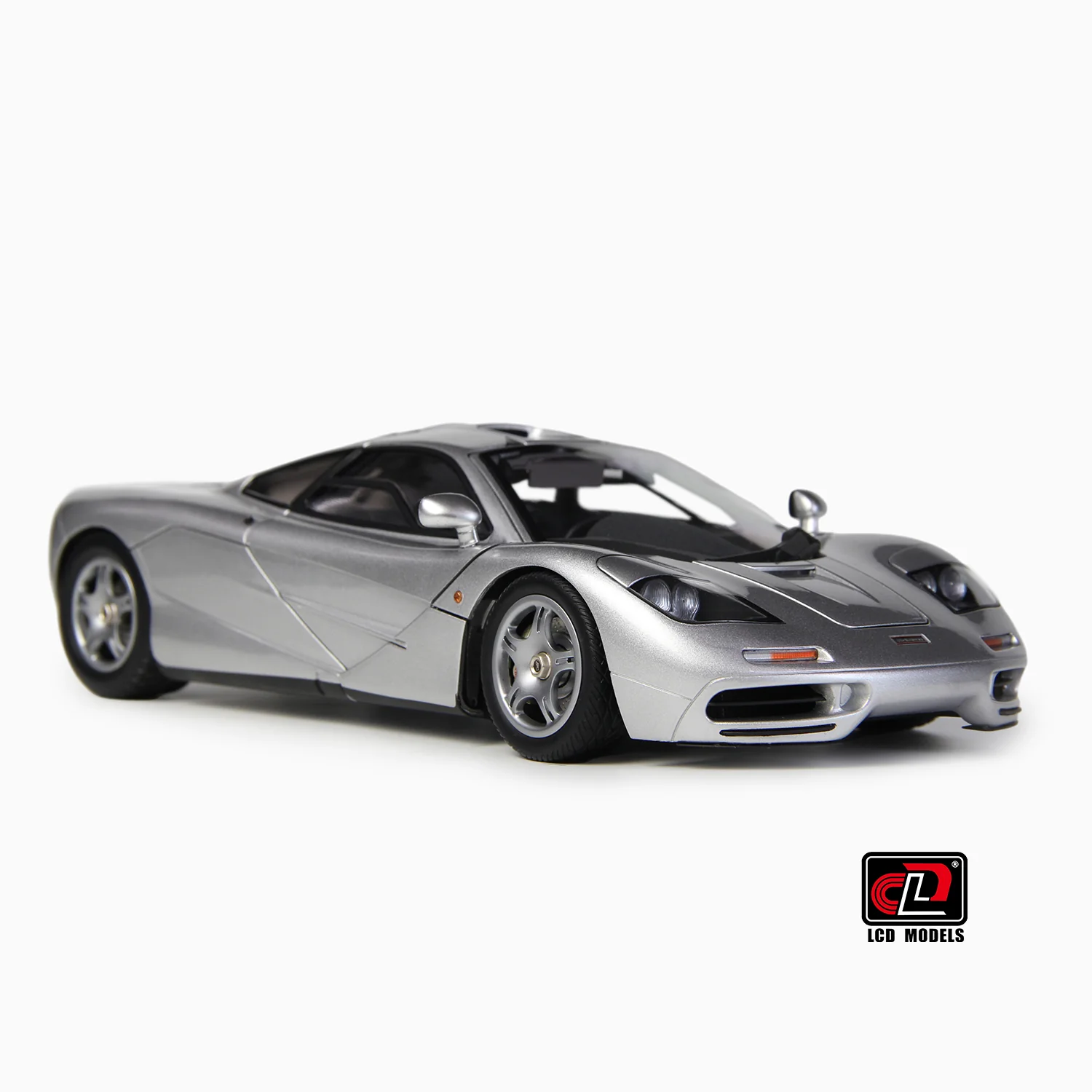 LCD 1993 Mclaren F1 XP5 Silver Metallic 1:18 - Image 3