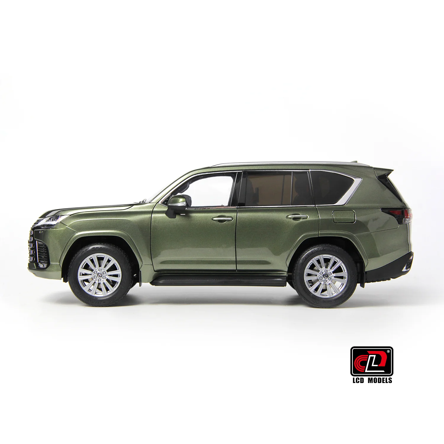 LCD 2024 Lexus LX600 Nori Green 1:18 - Image 3