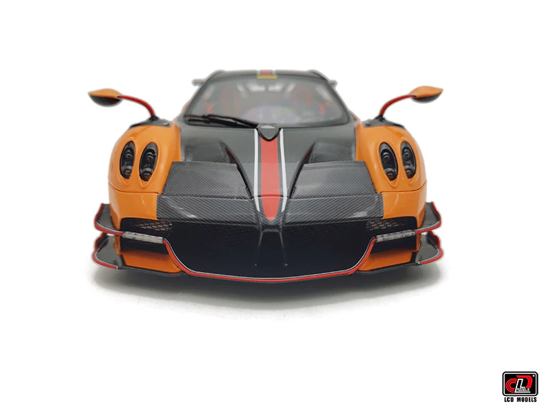LCD Pagani Huayra BC Roadster Orange & Carbon 1:18 - Image 14