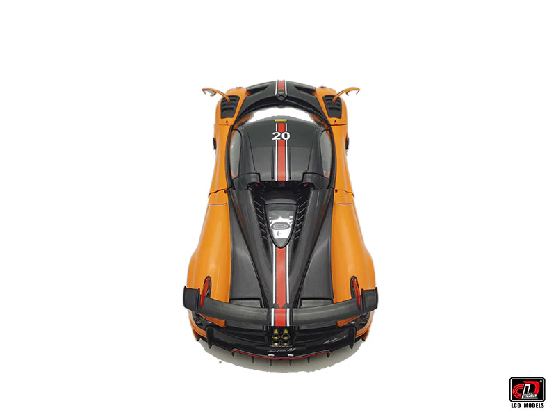 LCD Pagani Huayra BC Roadster Orange & Carbon 1:18 - Image 16