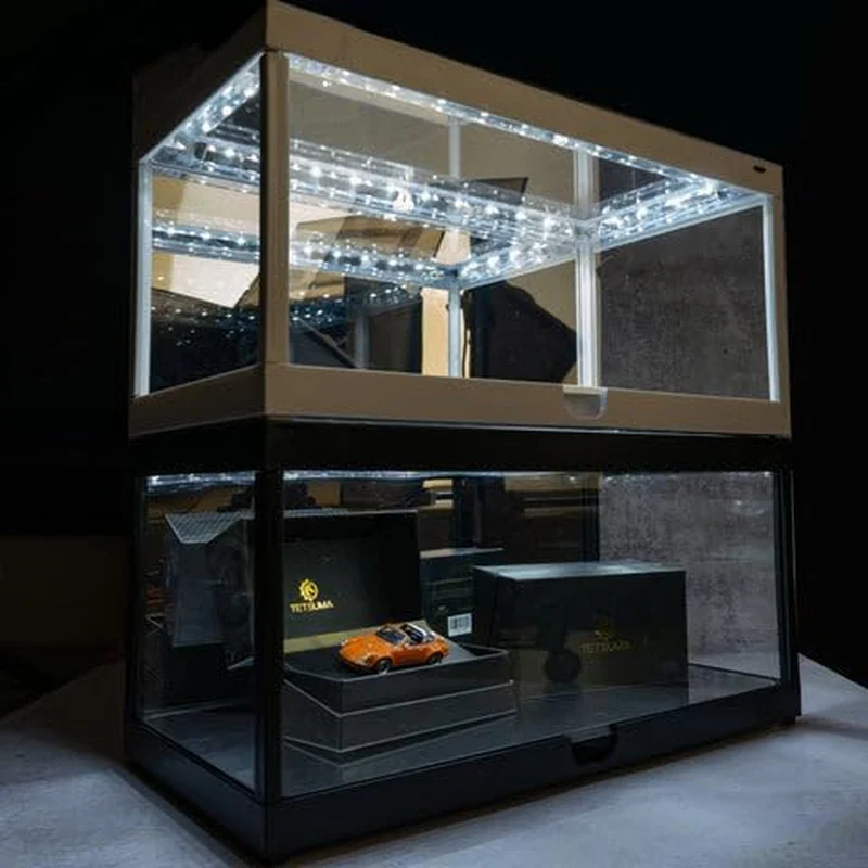 Mijo Exclusives Illumicase Plus 14 Inch White Plastic Display Case w/ LED Lighting & Mirror 1:18 - Image 5