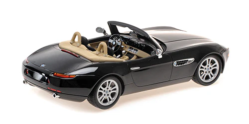 Minichamps 2000 BMW Z8 Roadster Black 1:18 - Image 2