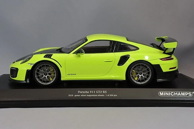 Minichamps 2018 Porsche 911 991.2 GT2 RS Acid Green w/ Silver Magnesium Wheels 1:18 - Image 3