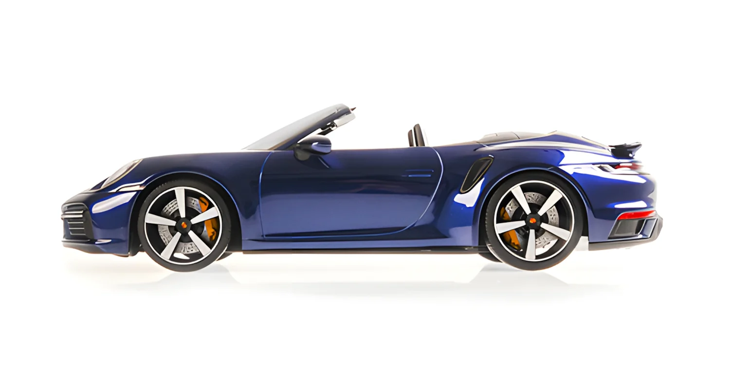 Minichamps 2020 Porsche 911 992.1 Turbo S Cabriolet Gentian Blue Metallic 1:18 - Image 4