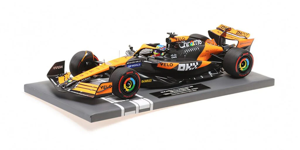 Minichamps Mclaren F1 Team MCL38 Orange #81 Piastri Emilia Romagna GP 2024 1:18 - Image 5