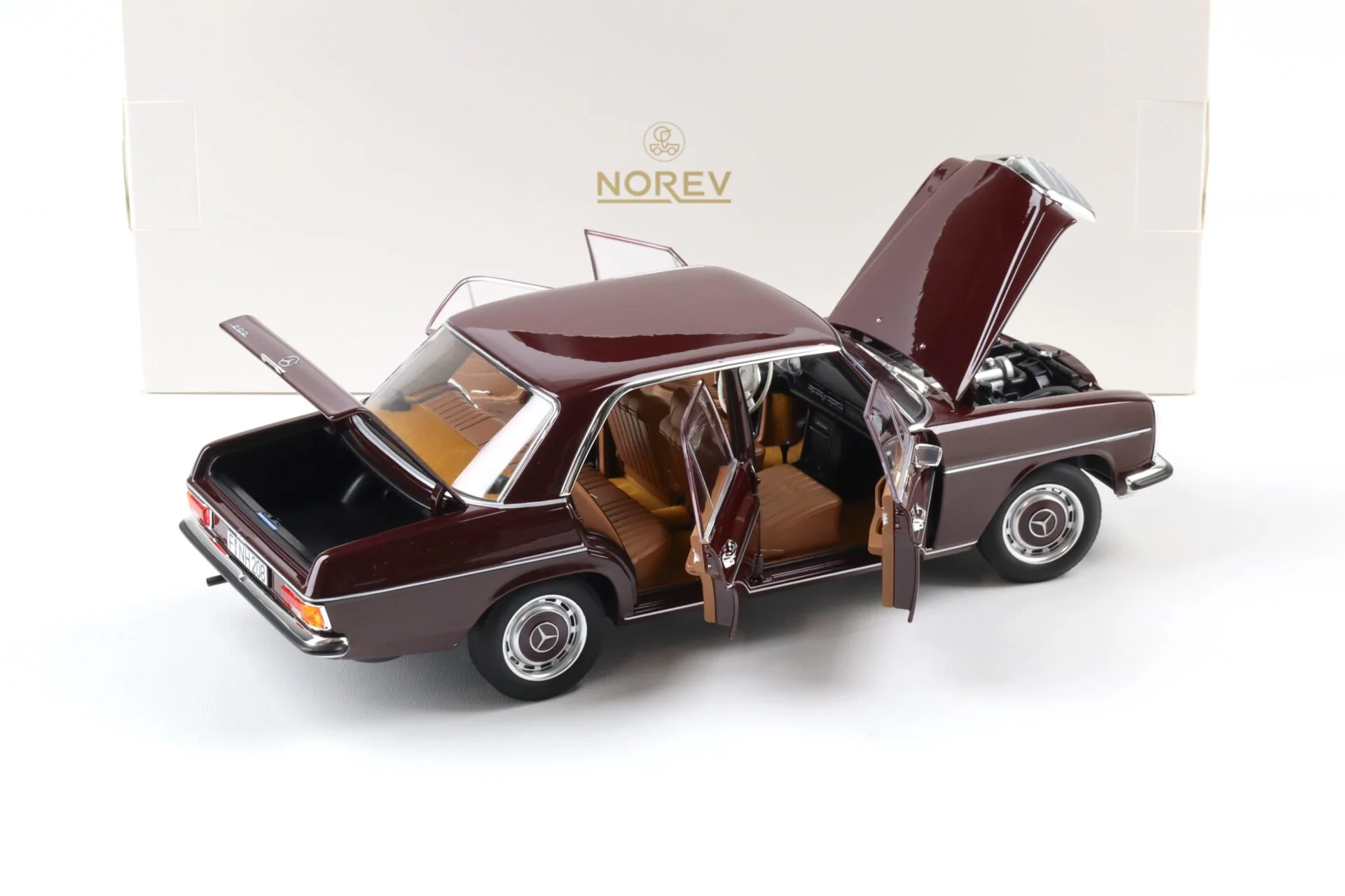 Norev 1968 Mercedes-Benz 200 (W115) Sedan Dark Red Brown 1:18 - Image 4