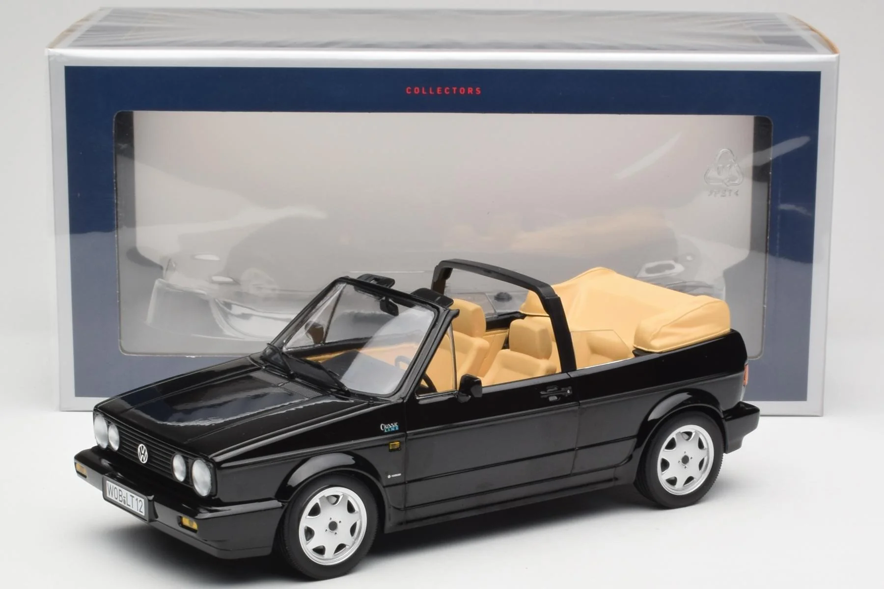 Norev 1992 Volkswagen Golf MK I Cabriolet Black 1:18 - Image 6