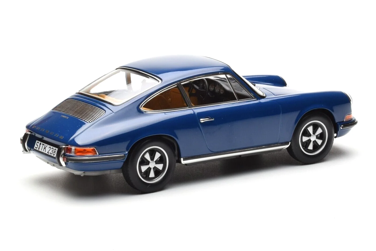 Norev 1969 Porsche 911 S C20 Blue 1:18 - Image 3