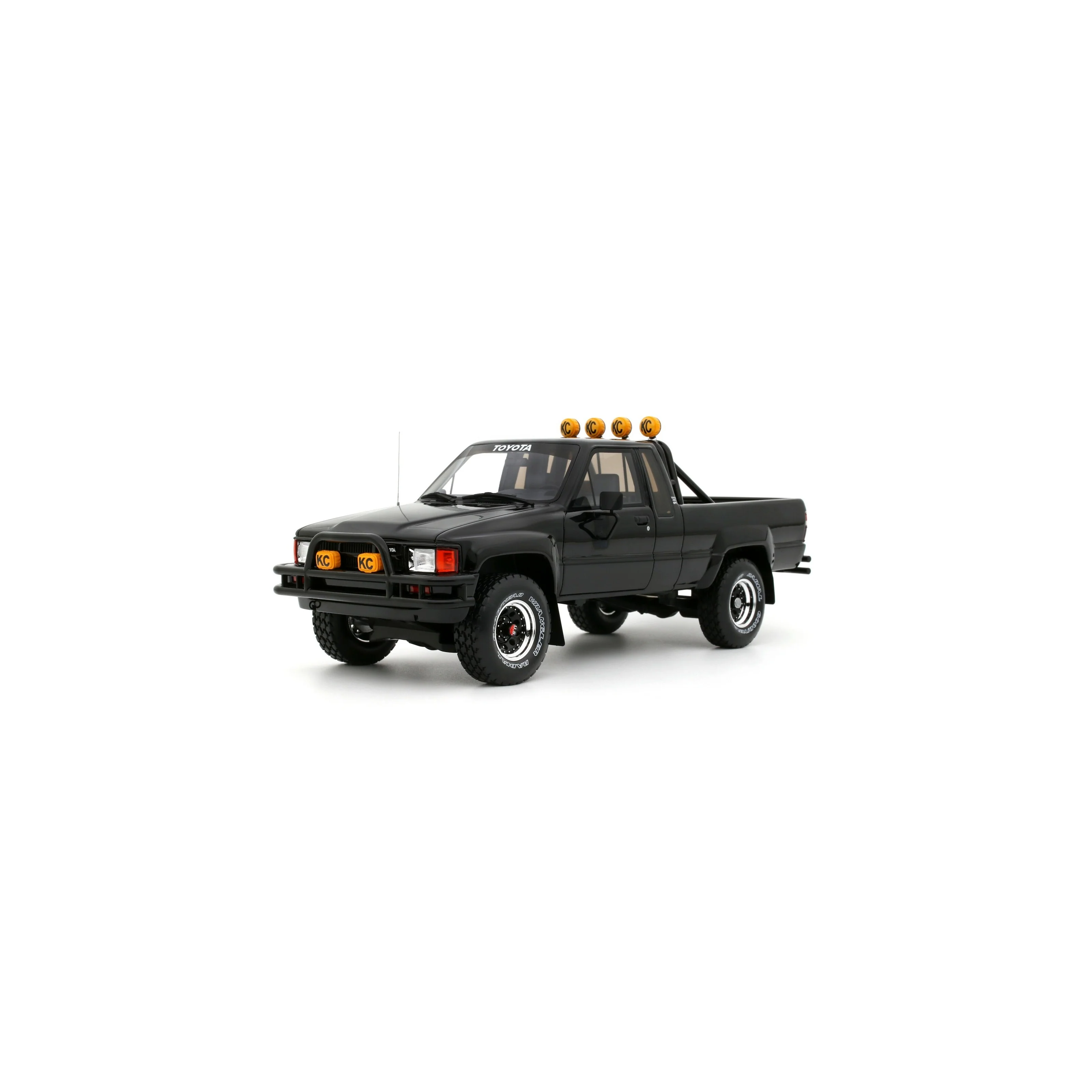 Otto 1985 Toyota Hilux SR5 Pickup Truck Glossy Black 202 1:18 - Image 4