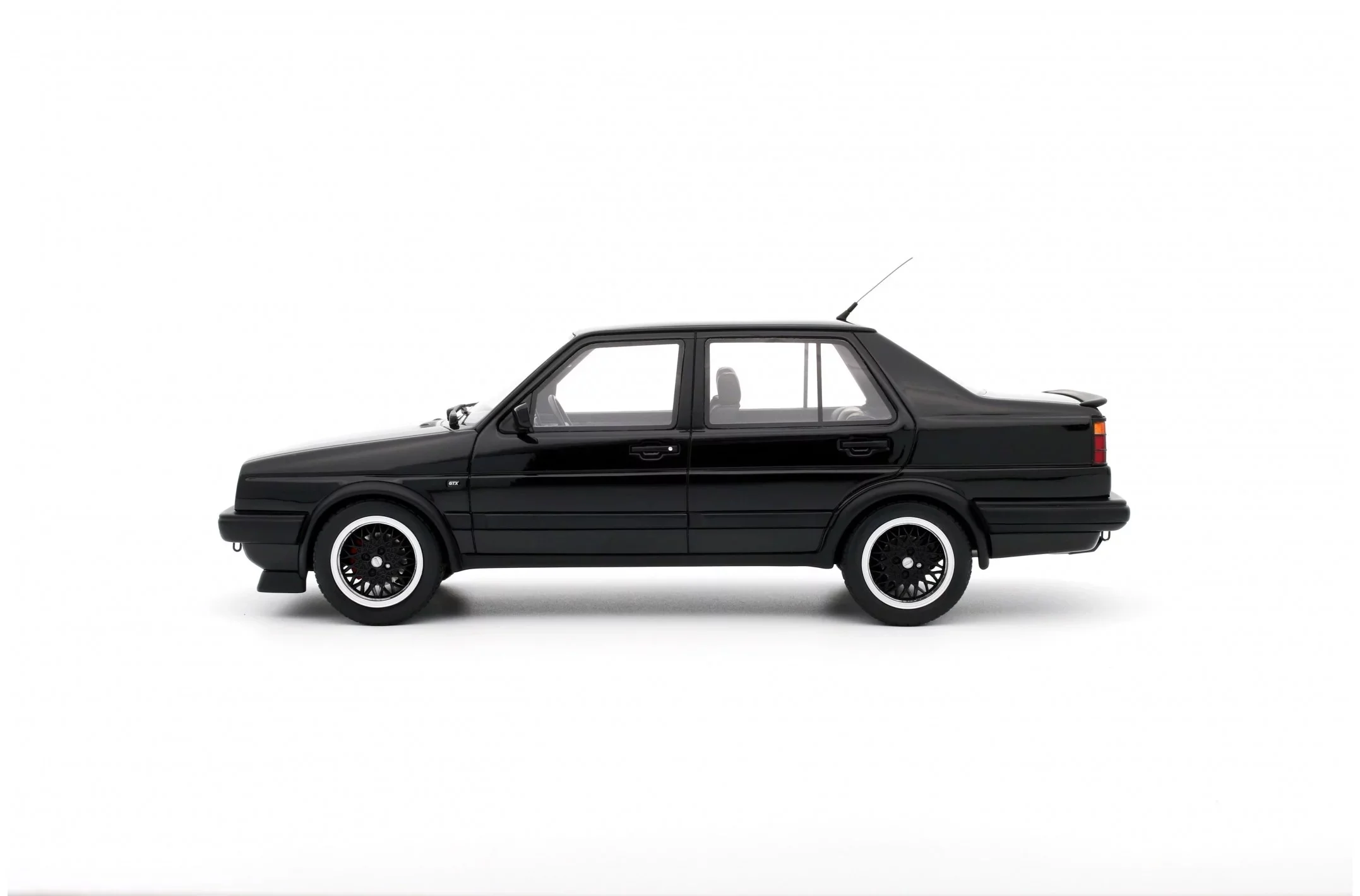 Otto 1987 VW Jetta MK2 Black 1:18 LIMITED, RESIN - Image 9