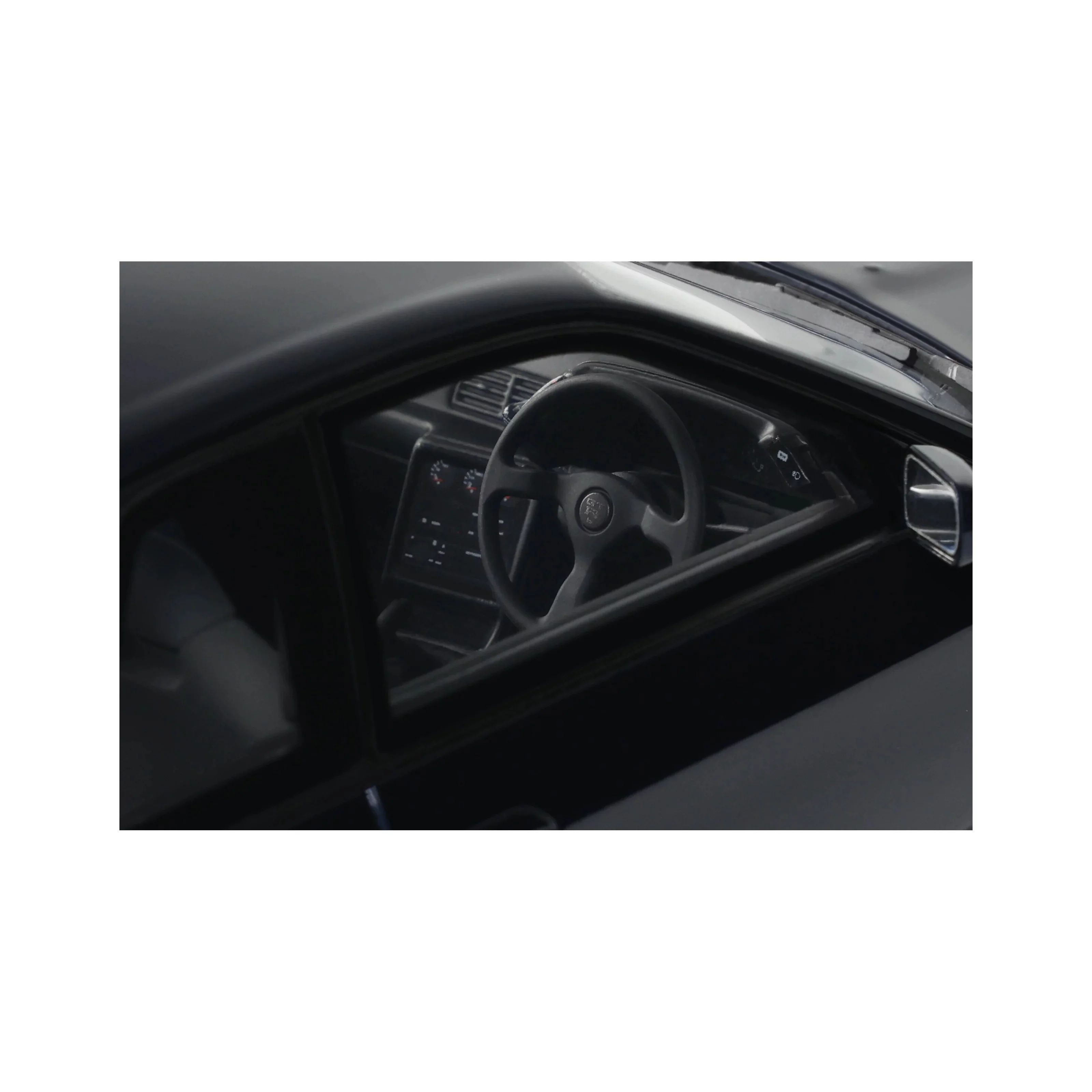 Otto 1993 Nissan Skyline GT-R R32 (BNR32) Dark Blue Pearl TH1 1:18 - Image 12