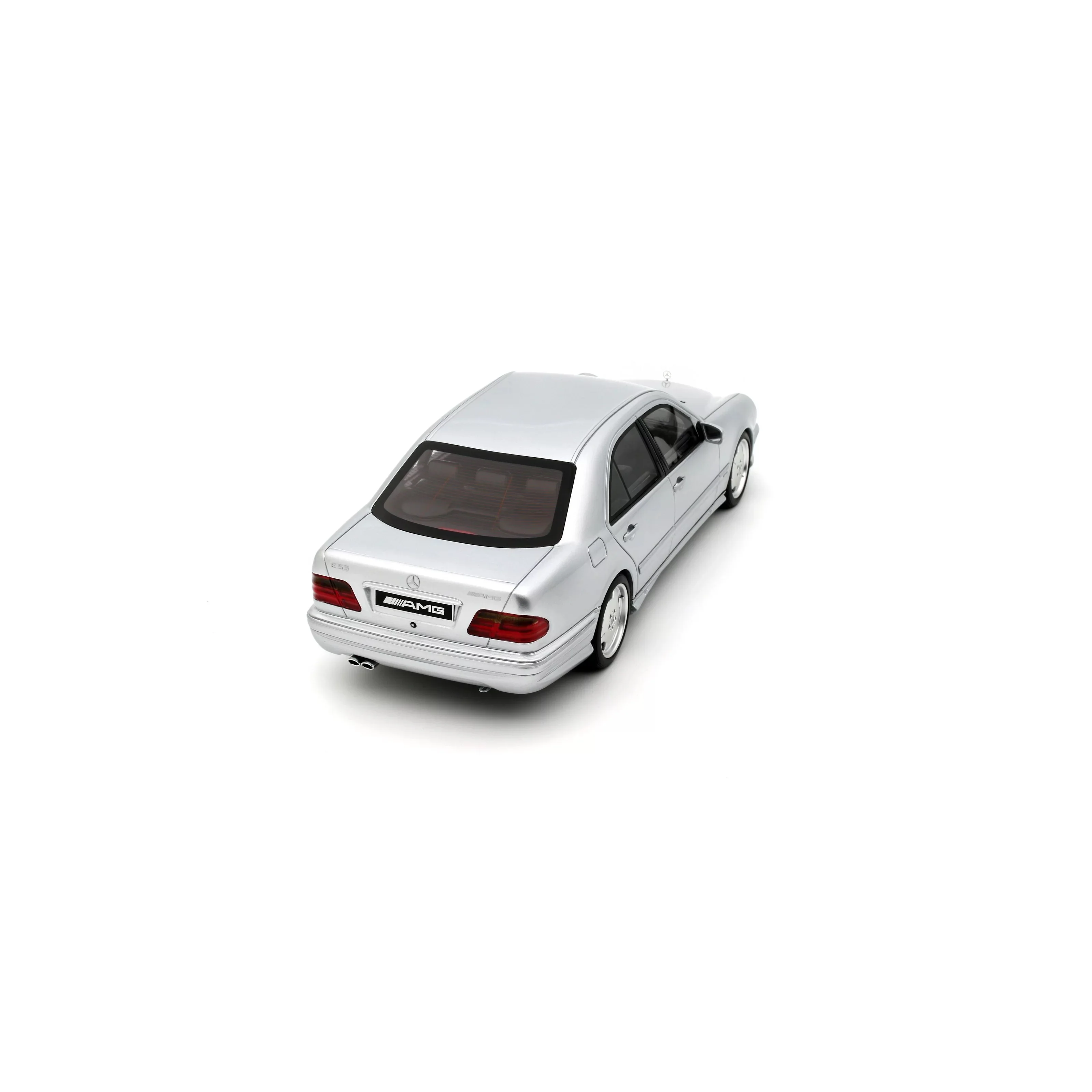 Otto 2001 Mercedes-Benz E55 AMG W210 Brilliant Silver 744 1:18 - Image 10