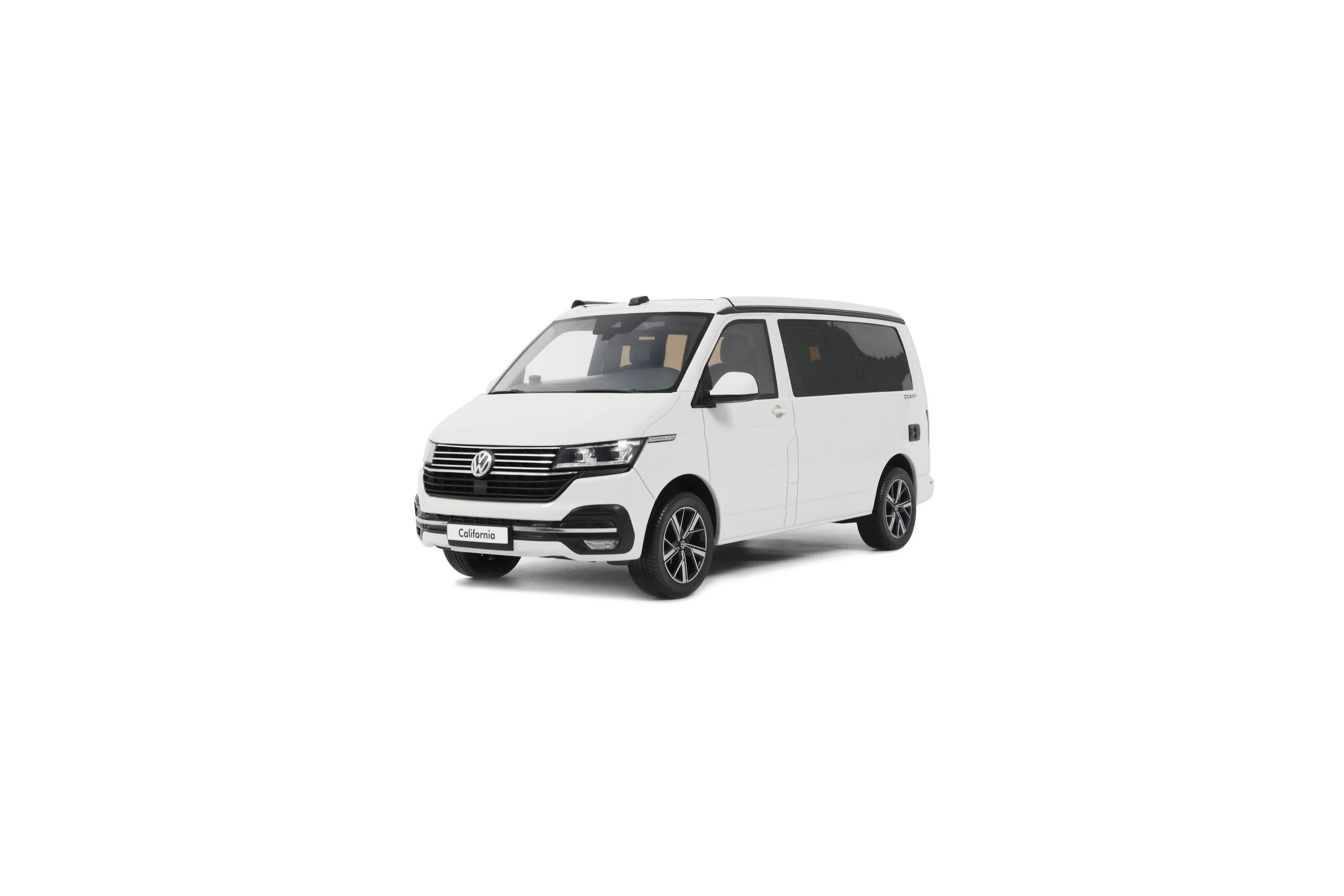 Otto 2021 Volkswagen T6 California Ocean Minibus Candy White 1:18 - Image 4