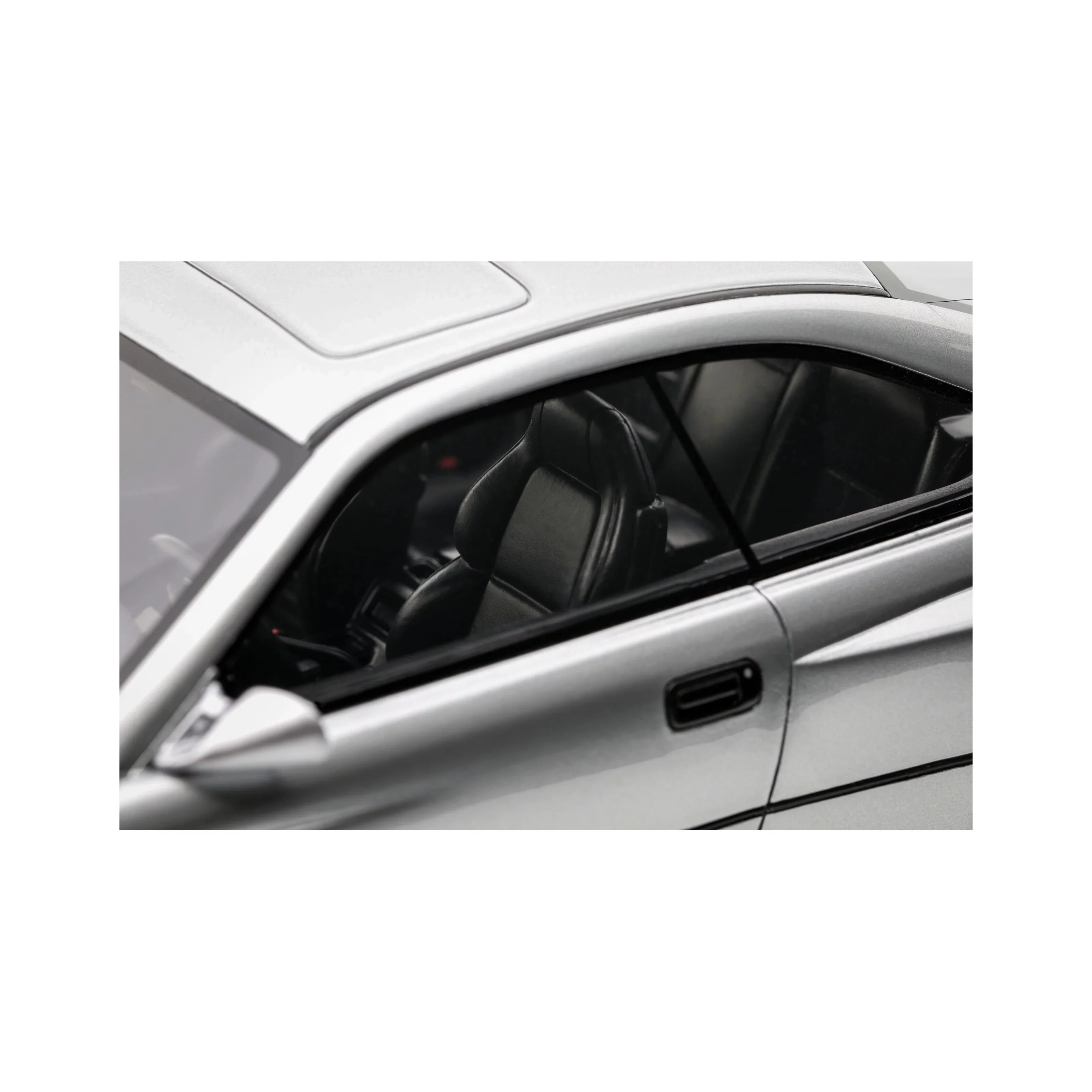 Otto 2024 BMW 858 CSL E31 by Jonsibal Chrome Shadow Metallic 1:18 - Image 11