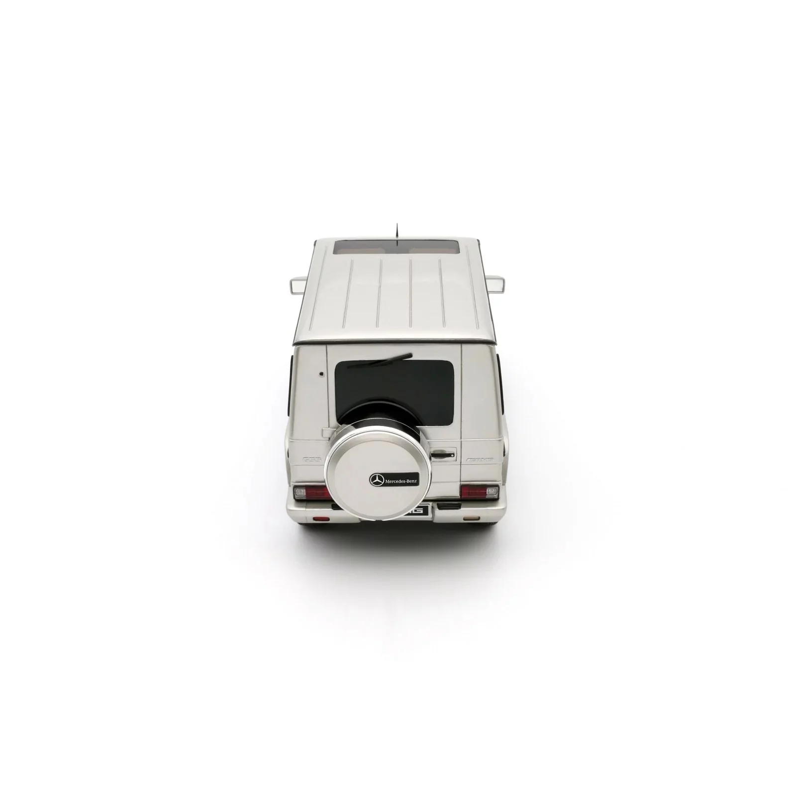 Otto Mercedes-Benz 2003 G-Class G55 AMG (W463) Iridium Silver 1:18 - Image 13